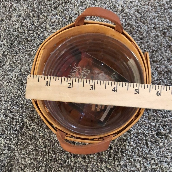 Longaberger Saffron basket! - Picture 9 of 11